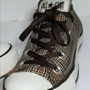 Converse All Star brown plaid sneakers - size 6